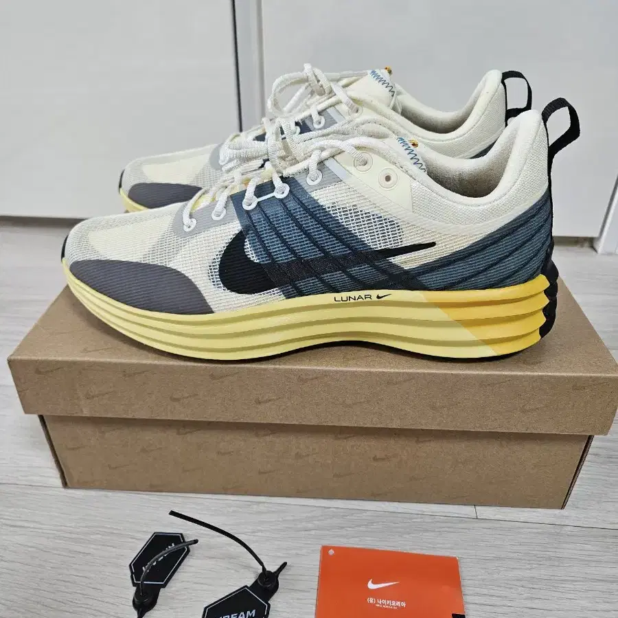 [275] NIKE LUNAR ROAM