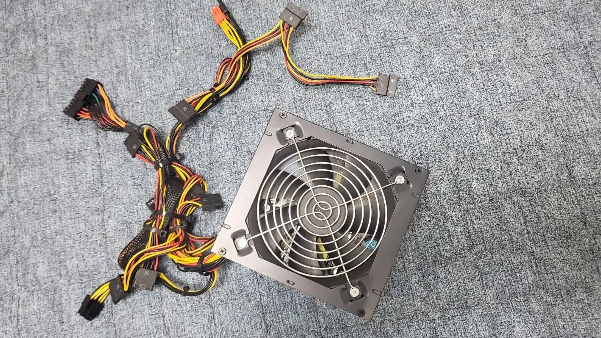 파워렉스 600W 저소음파워 팝니다.