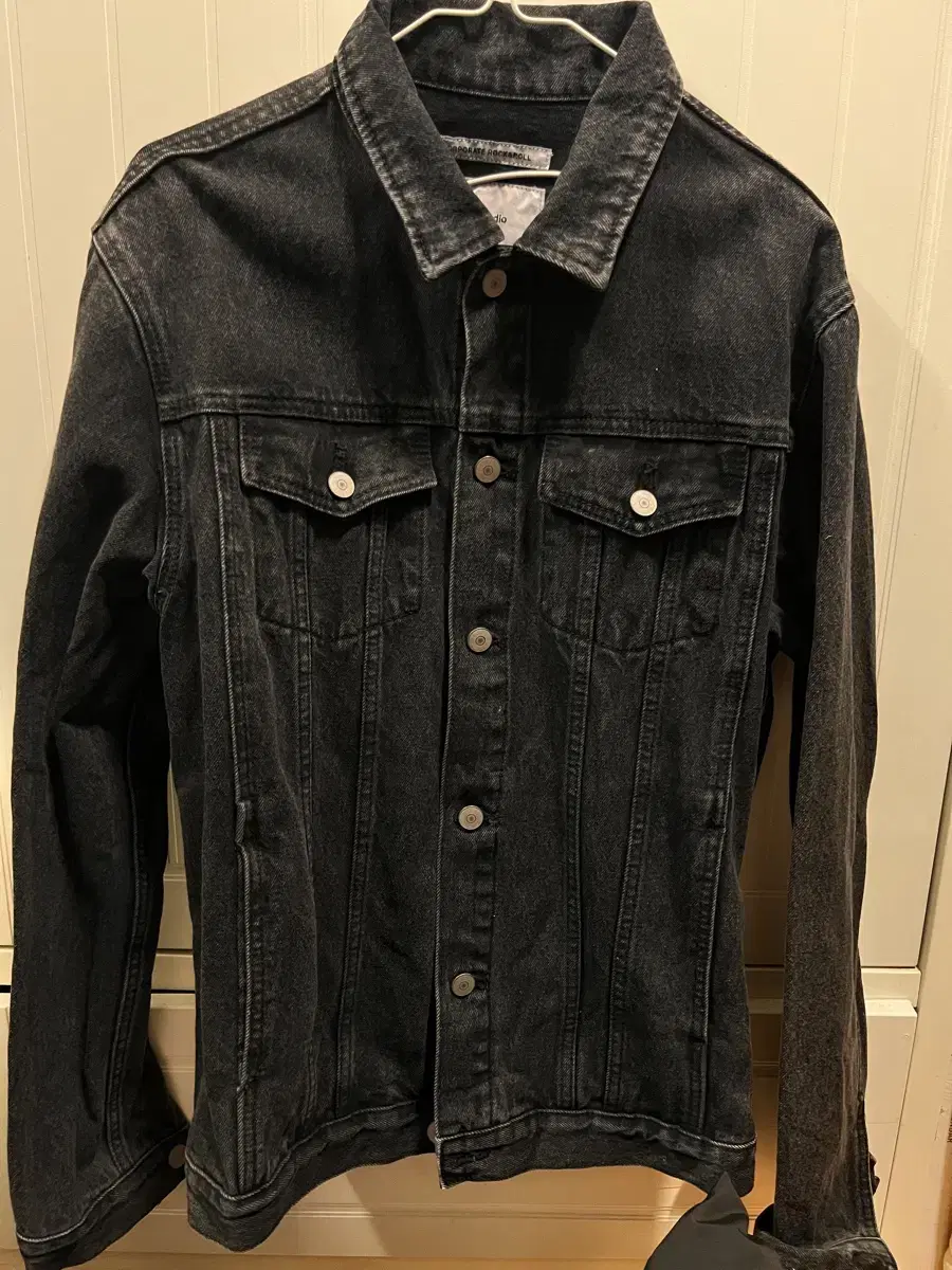 VivaStudio Denim Jacket