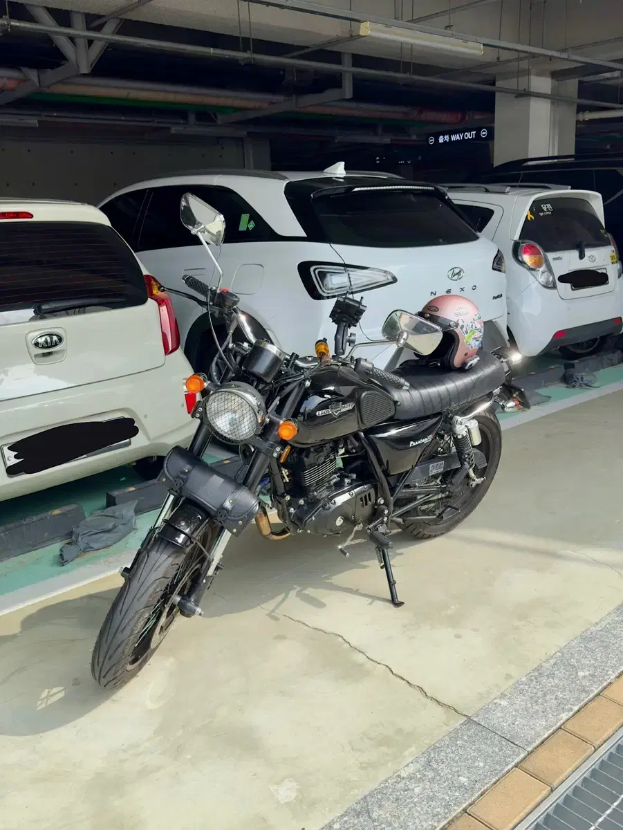 23년식 엘로이팬텀 125cc