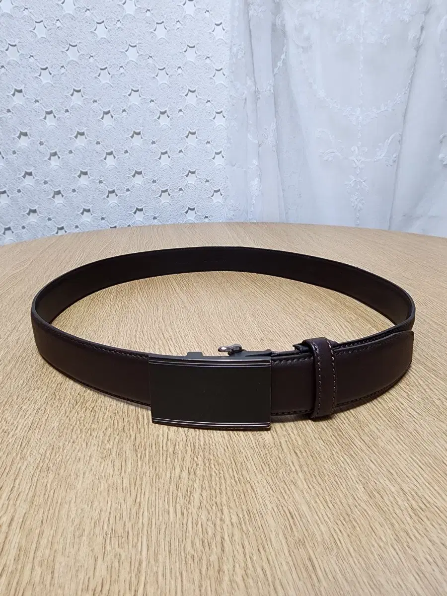 ZIOZIAZIOZIA Leather Belts