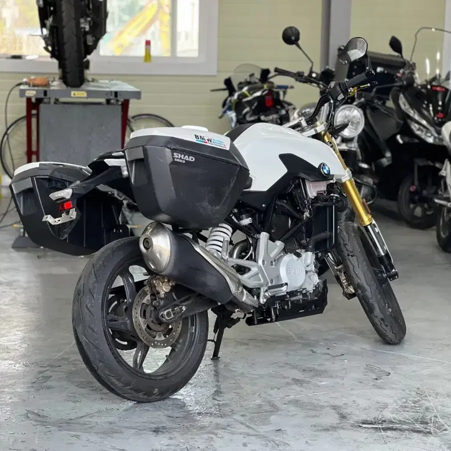 bmw g310r 18년식 판매합니다