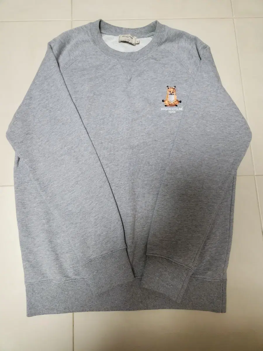 [XL]Maison Kitsune Fox Gray Man Top