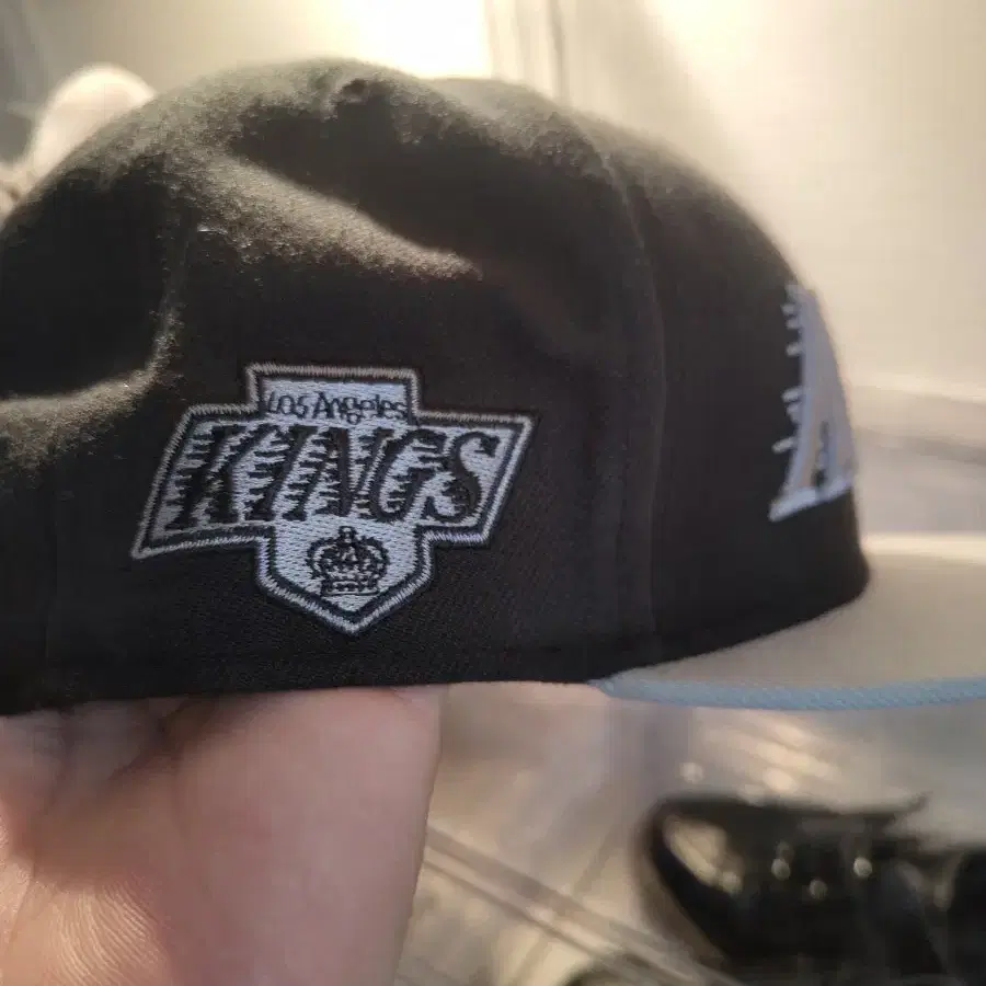 OS) 47브랜드 LA KINGS 스냅백 팝니다