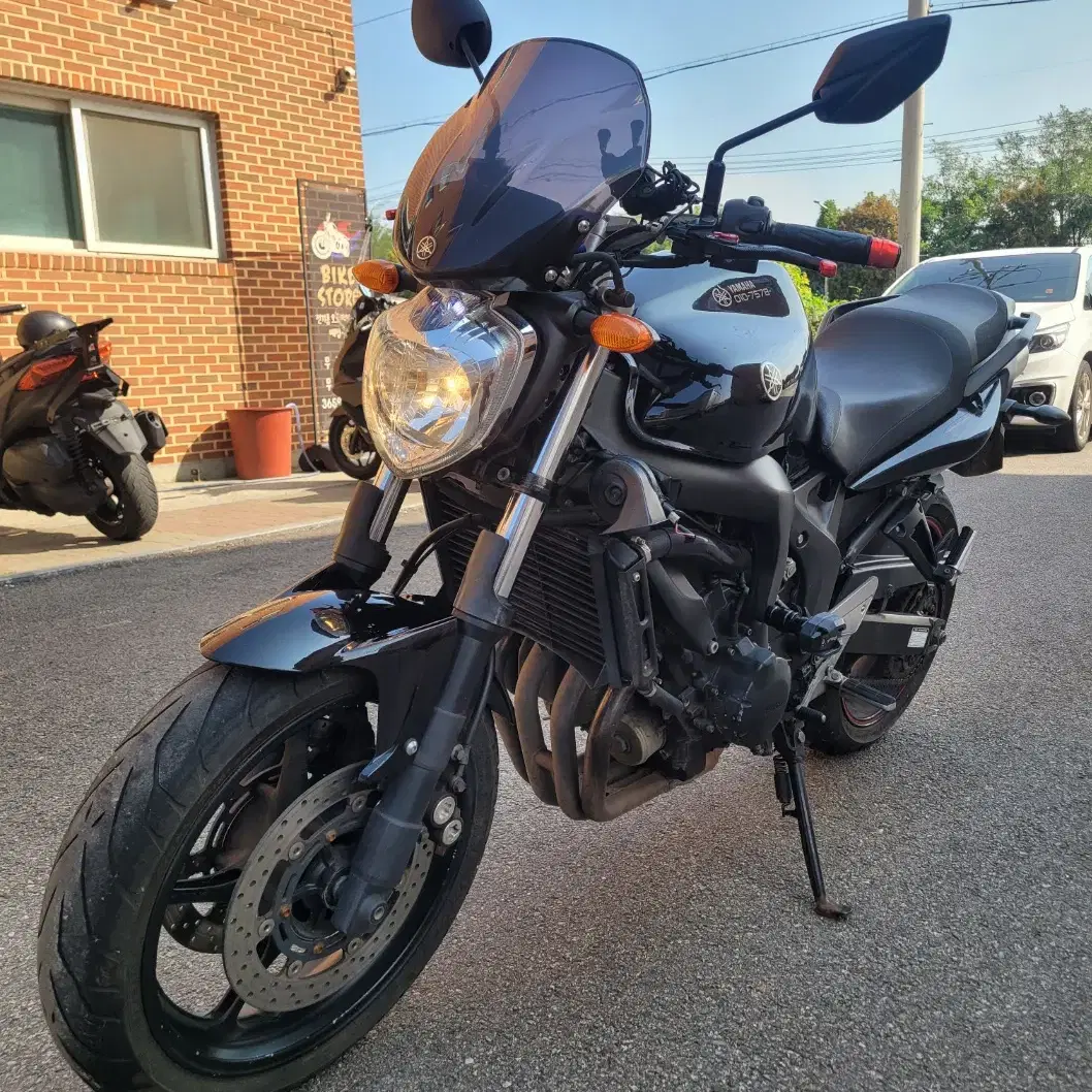 야마하 페이저 fz6 09년 5.8만km 4기통 r6엔진 입문용 24문의