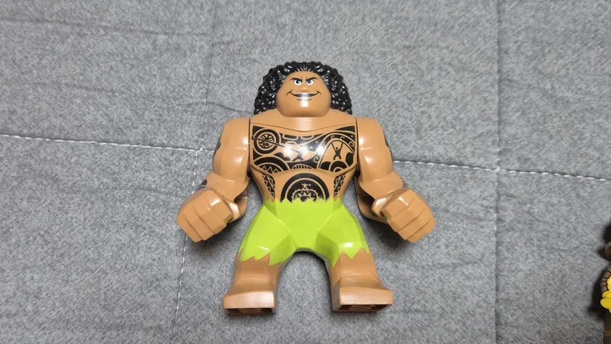 LEGO Maui