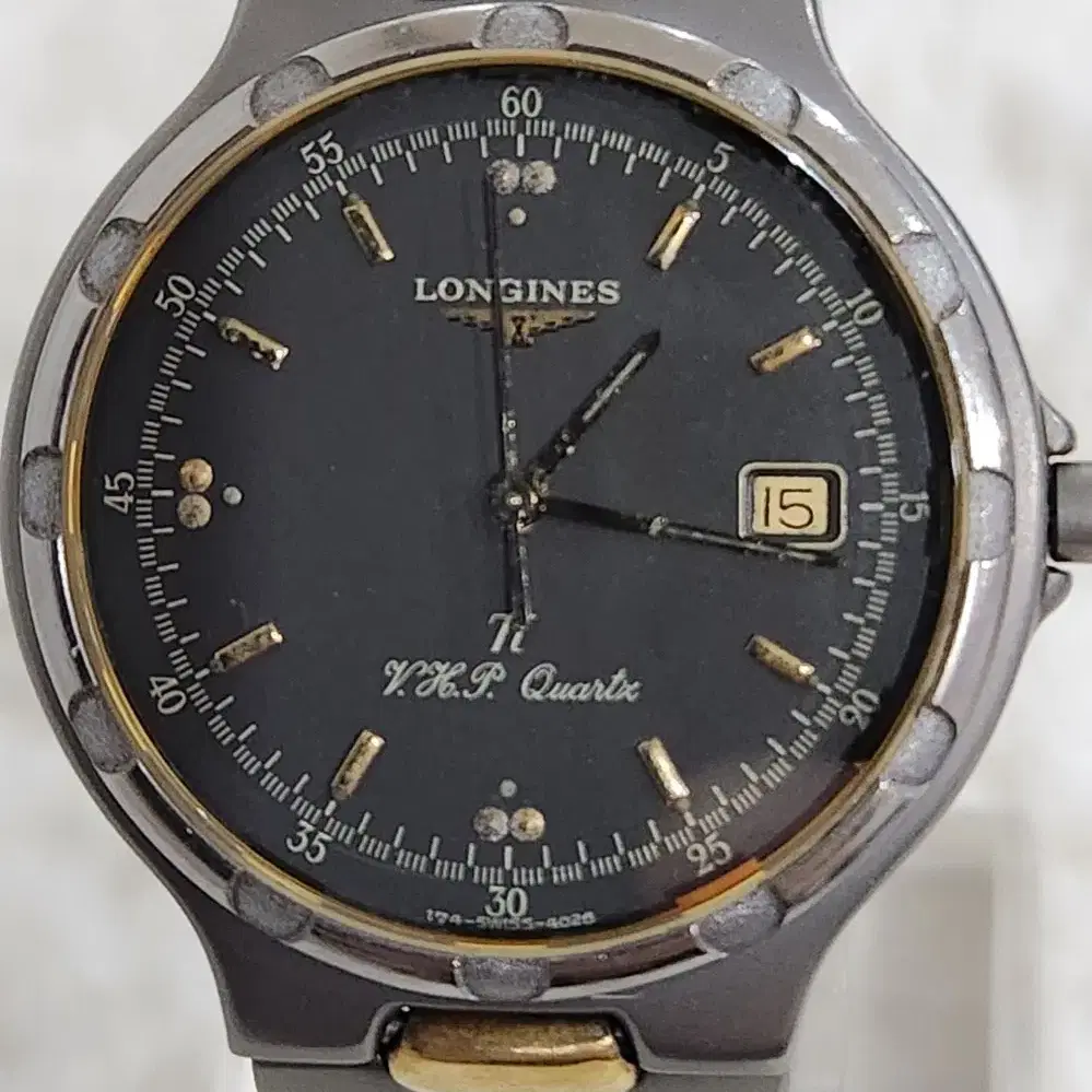 # 20 )  LONGINES  Conquest  VHP  TITAN