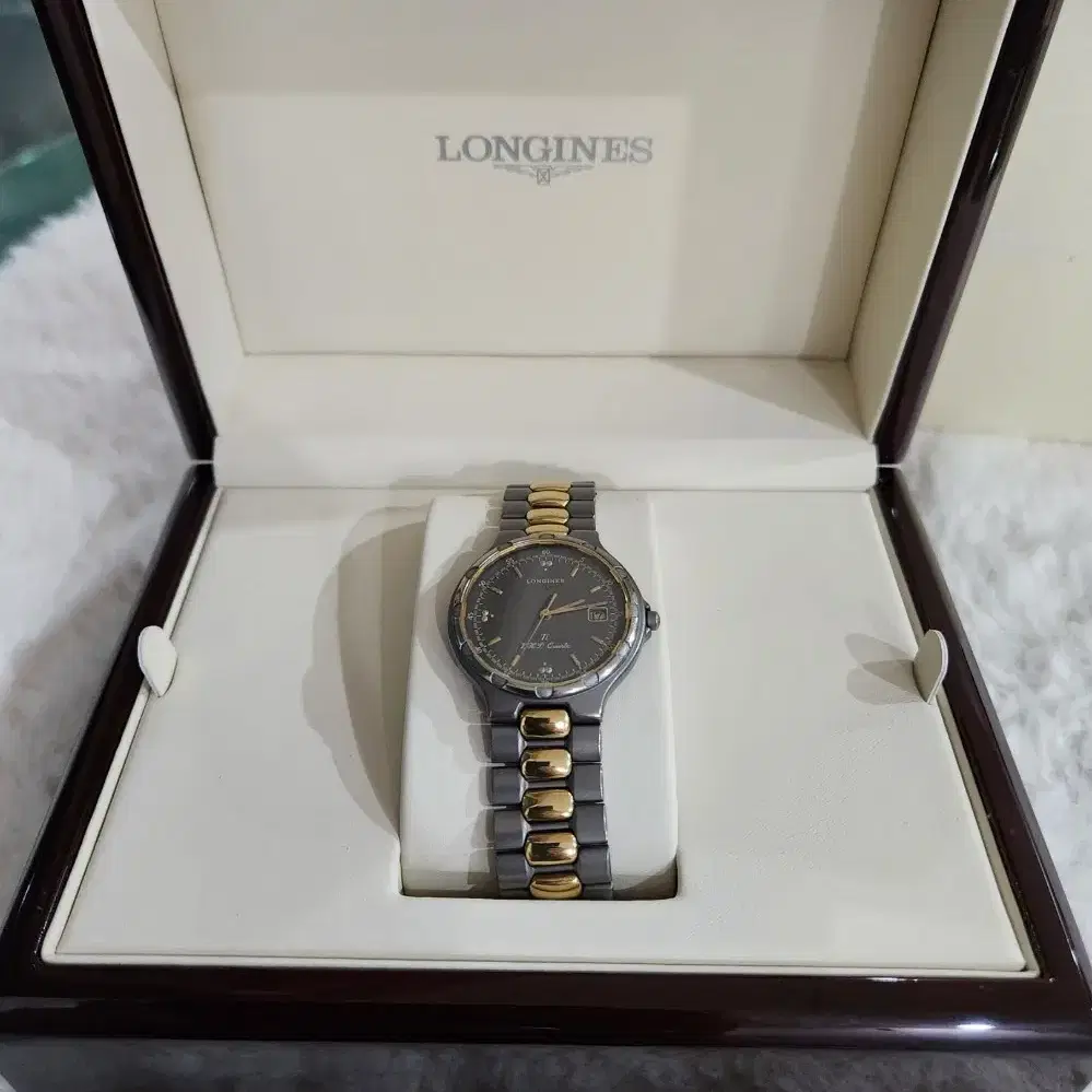 # 20 )  LONGINES  Conquest  VHP  TITAN