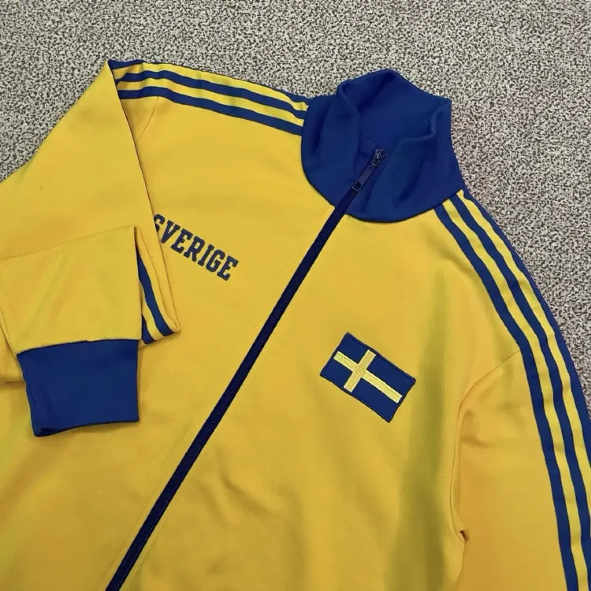 Unisex's Adidas National Team Old School Sweden Adidas Jersey