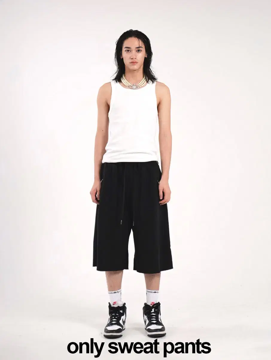 Onless Sweatpants Bermuda Pants