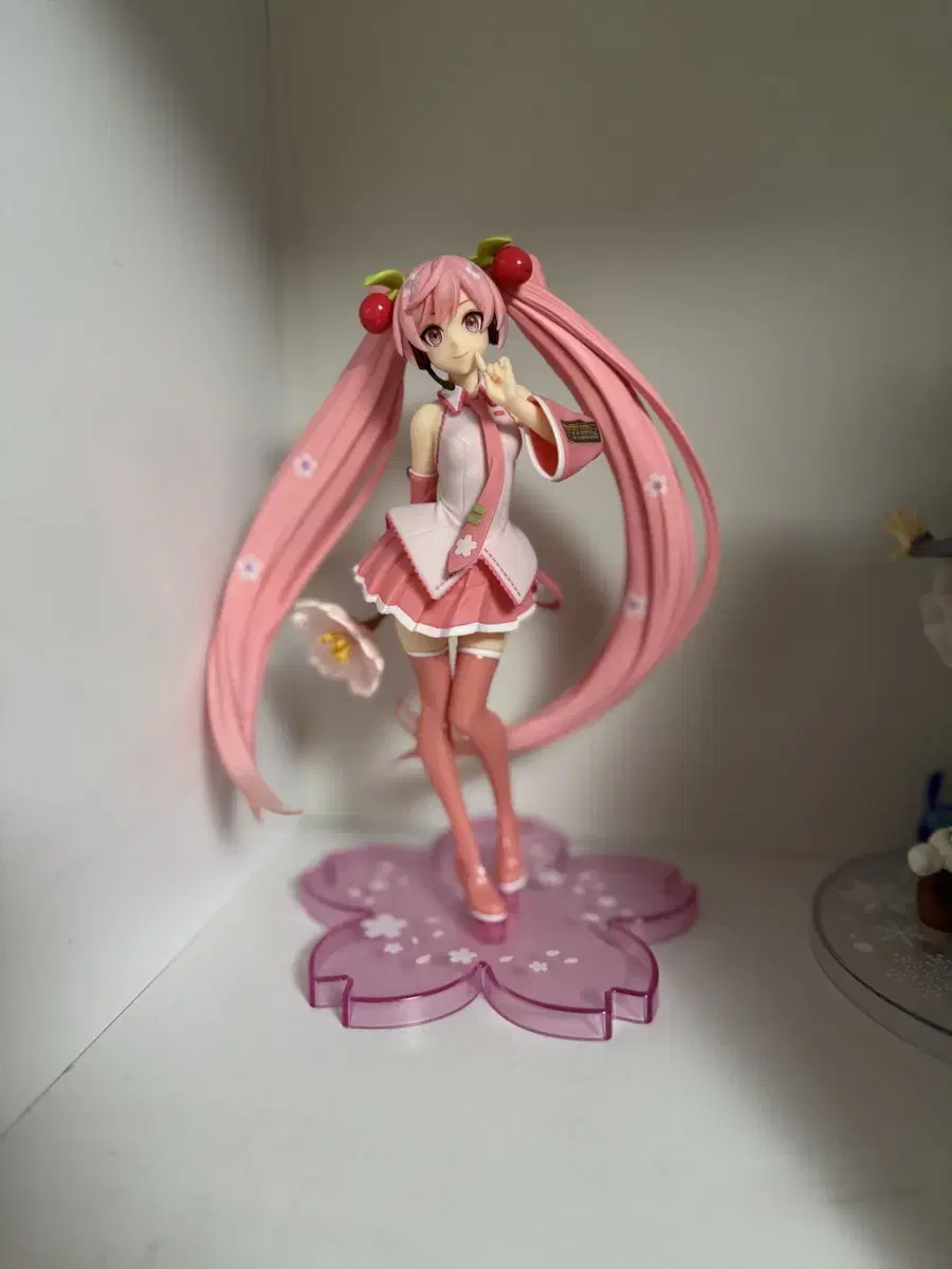 Hatsune Miku sakura Miku Figure BoxoSell