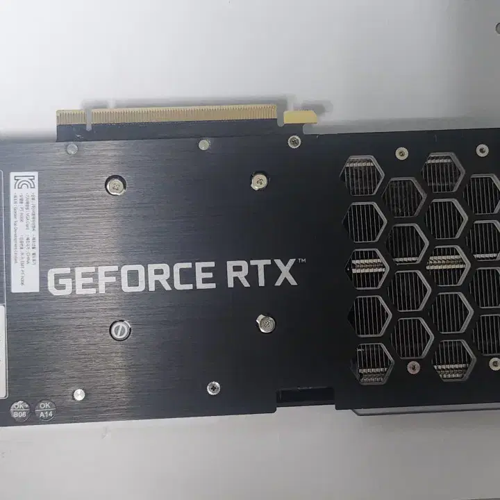 이엠텍 RTX 3060 D6 12g 팝니다(25년 7월까지 보증)