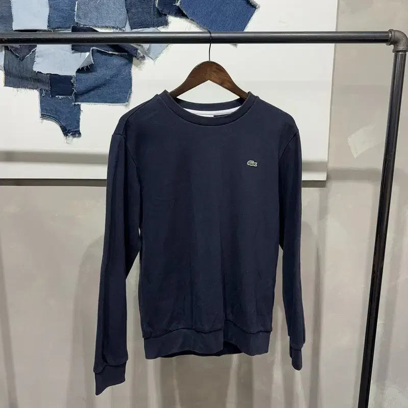 (95) Lacoste Casual Street Long Sleeve Tee