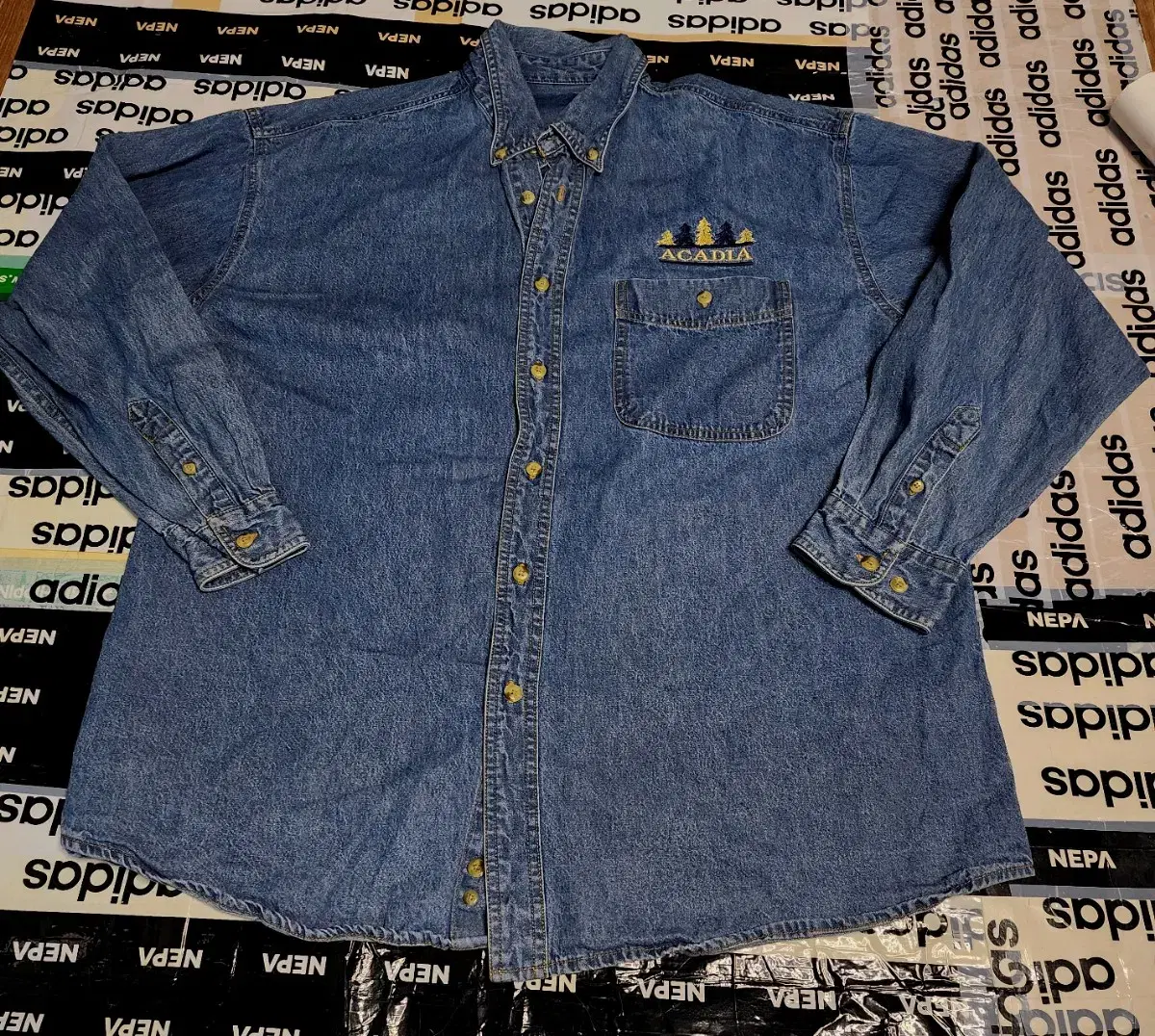 Big Size Medium Blue Embroidered Denim Tee XL