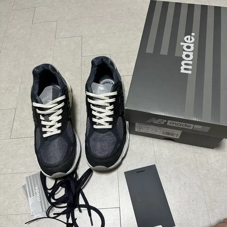 뉴발란스 x kith 990v3 제네시스 270