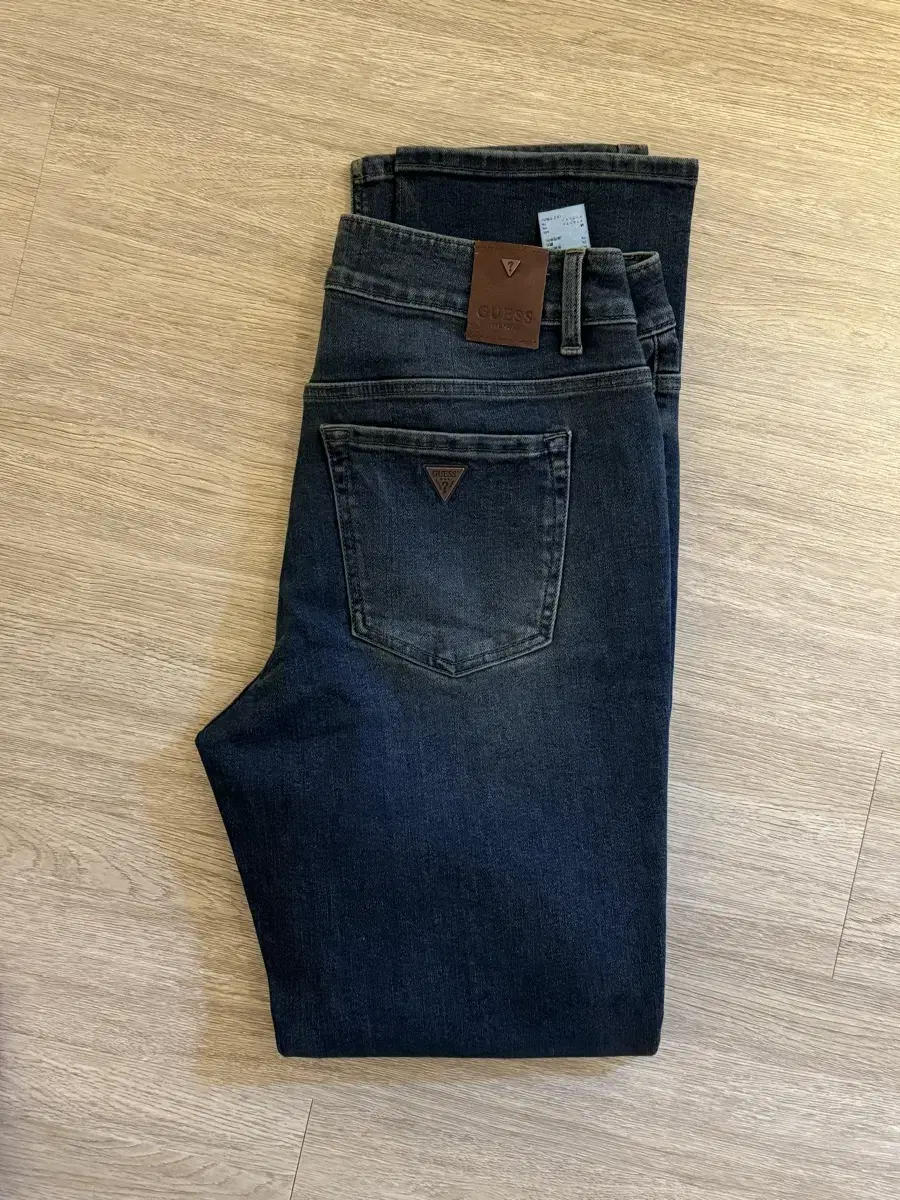 [32]Geth Jeans