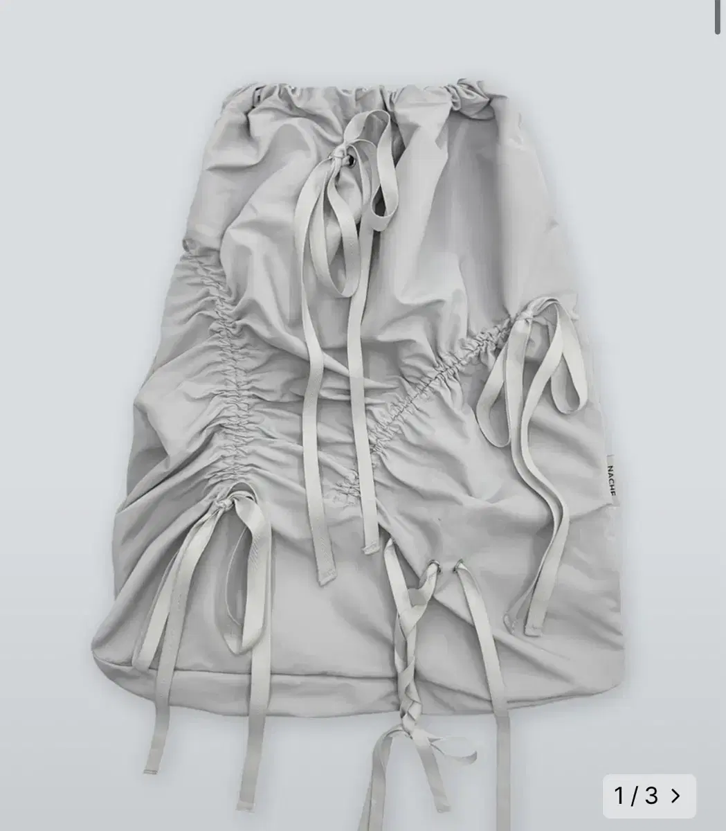 나체 LIGHT SHIRRING GYM SACK LIGHT GRAY