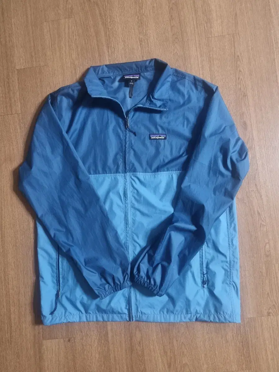 Patagonia Windbreaker (Jacket)