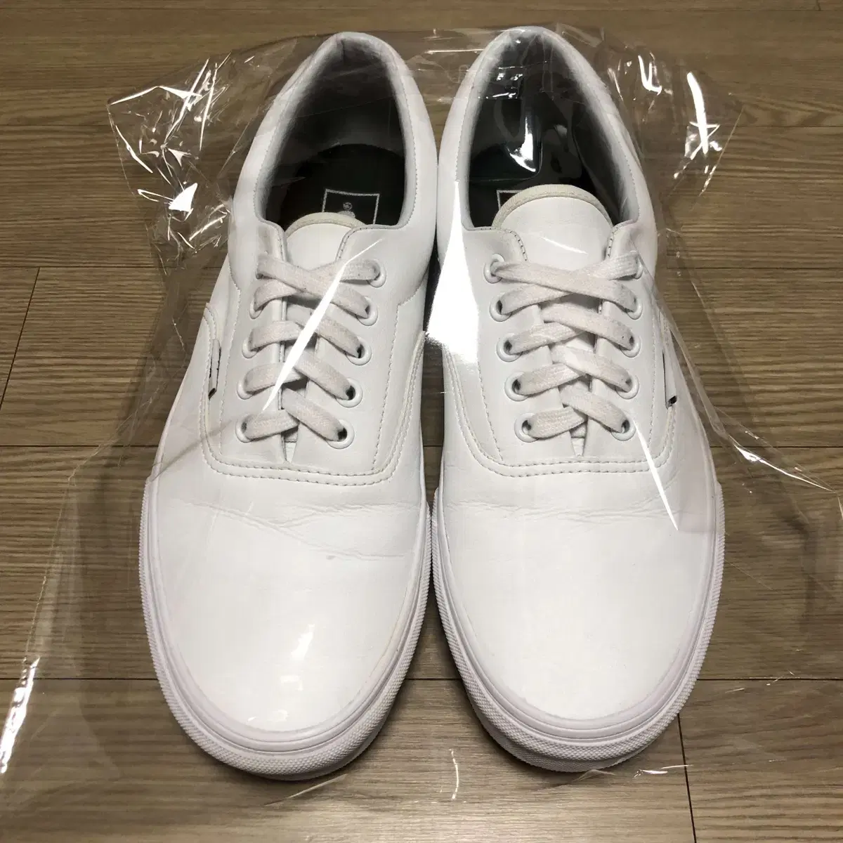 275) 반스 VANS 어센틱 레더 화이트 반스 어센틱 화이트 275