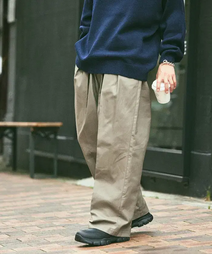 Freakstore 24FW Two Tuck Wide Straight Slacks Chinos BeigeL