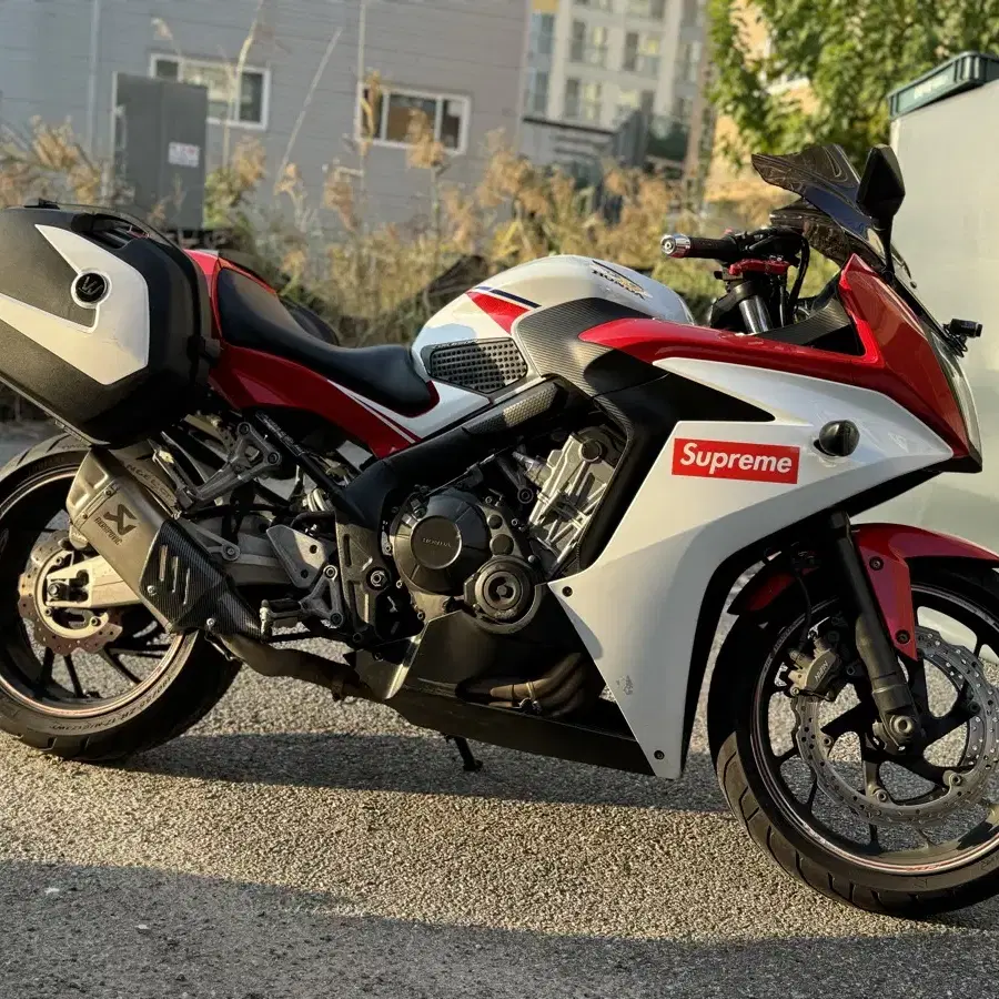 CBR650F 아크라 풀배기 판매합니다.