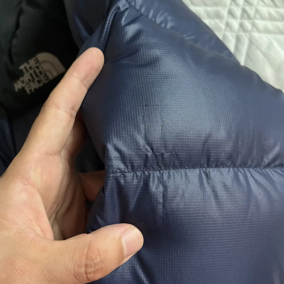 THE NORTH FACE 700 Nuptse Down Jacket (