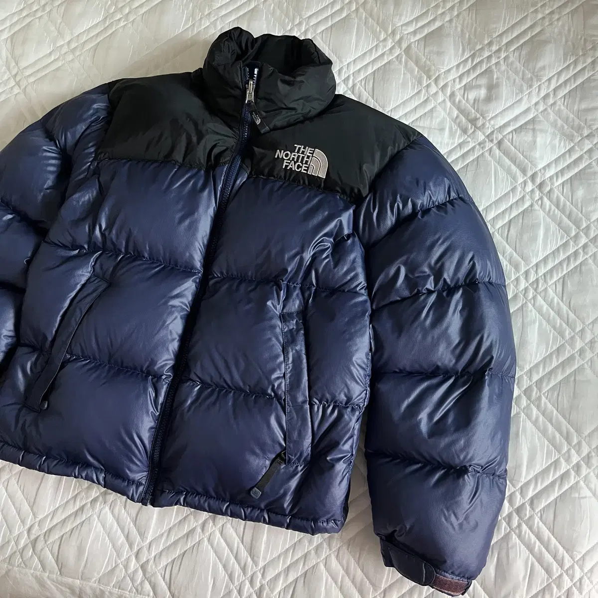 THE NORTH FACE 700 Nuptse Down Jacket (