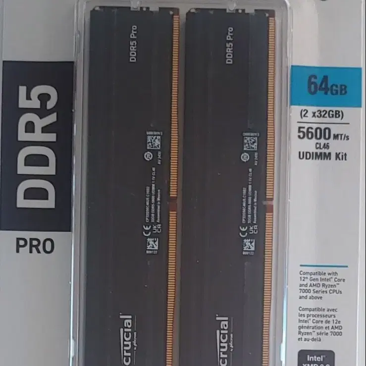 Crucial pro RAM 64G ( 32*2 ) DDR5 새제품