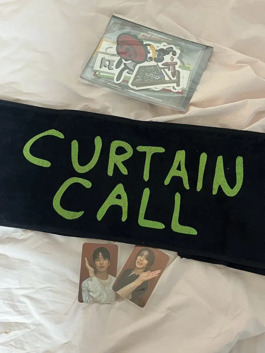 Bangjeong Yumun B.A.P Curtain Call Concert Towel