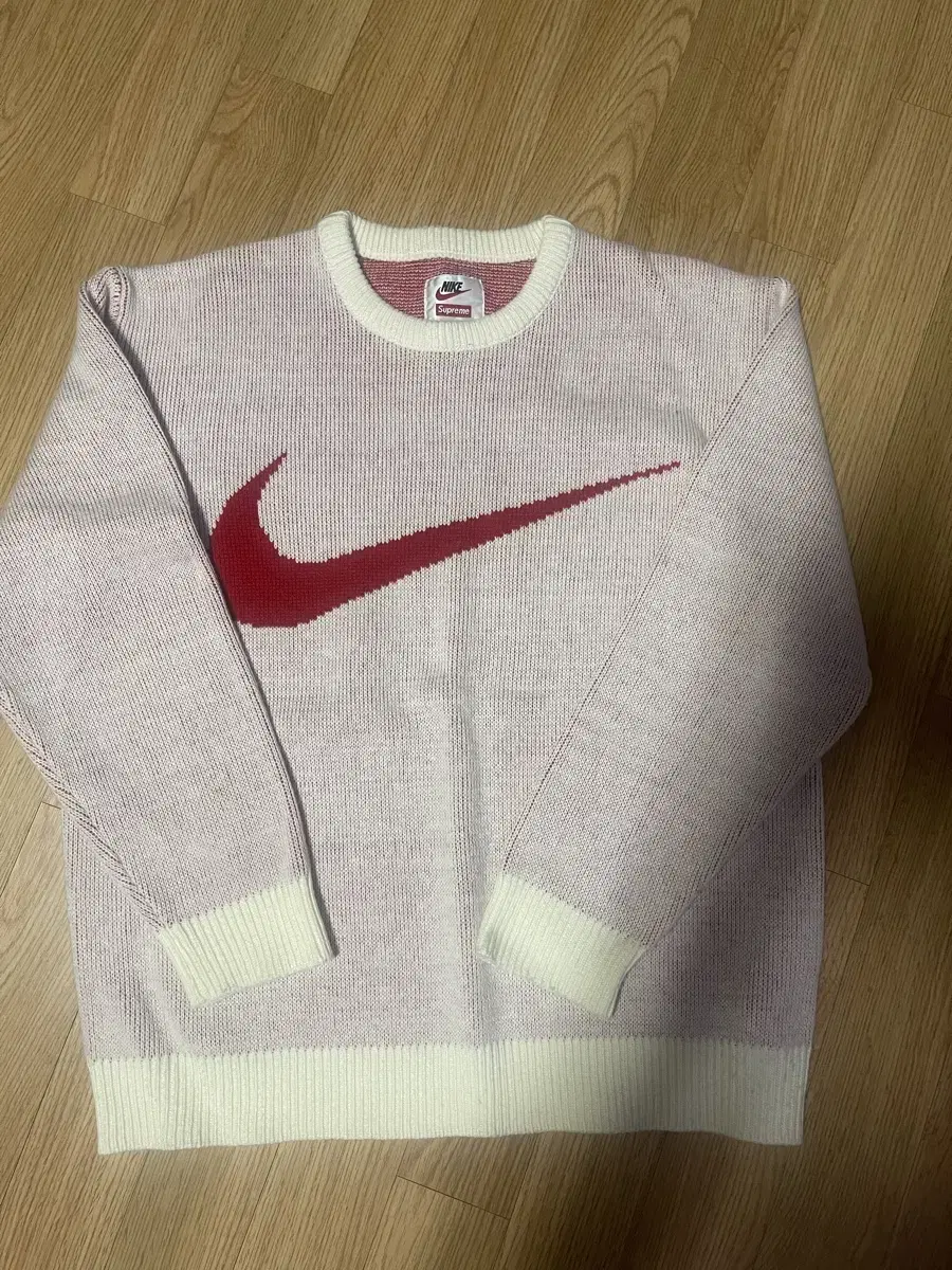 Supreme Nike Big Swoosh Sweater White XL