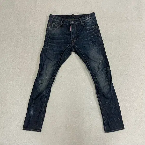 46 Distressed 2 biker jin genuine jeans B.2584