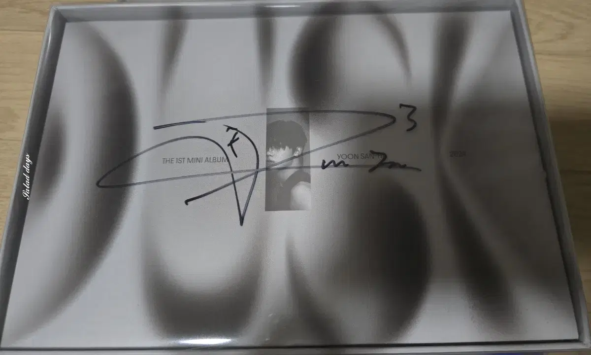 Yoon Sanha DUSK M wave autographed album (version to choose)