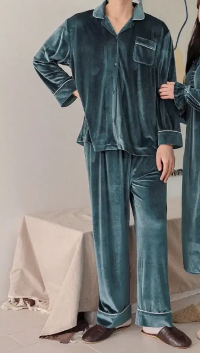 Lily & Co velvet pajama set