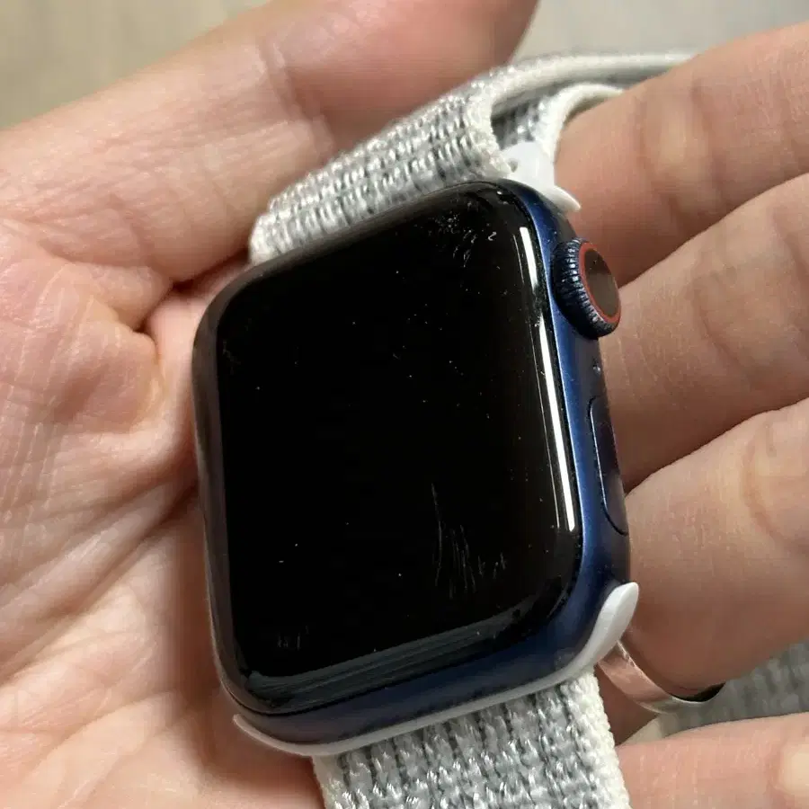 Apple Watch Series 6 40mm (eSIM)