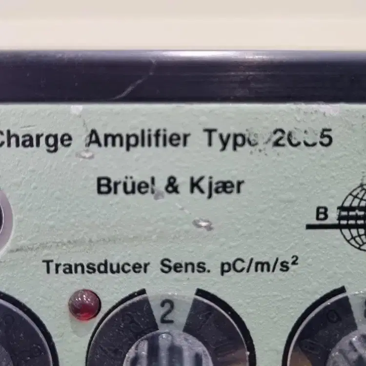 Bruel&Kjaer 충전증폭기 type2635