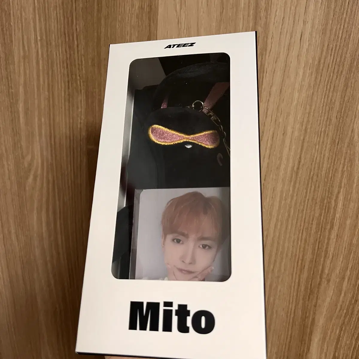 에이티즈 ateez mito 미토 키링 새상품 포카 홍중