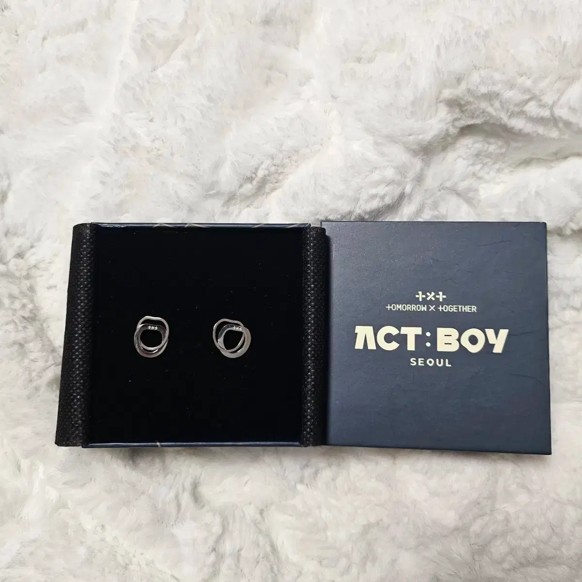 TXT ACT BOY ACT BOY Earrings WTS