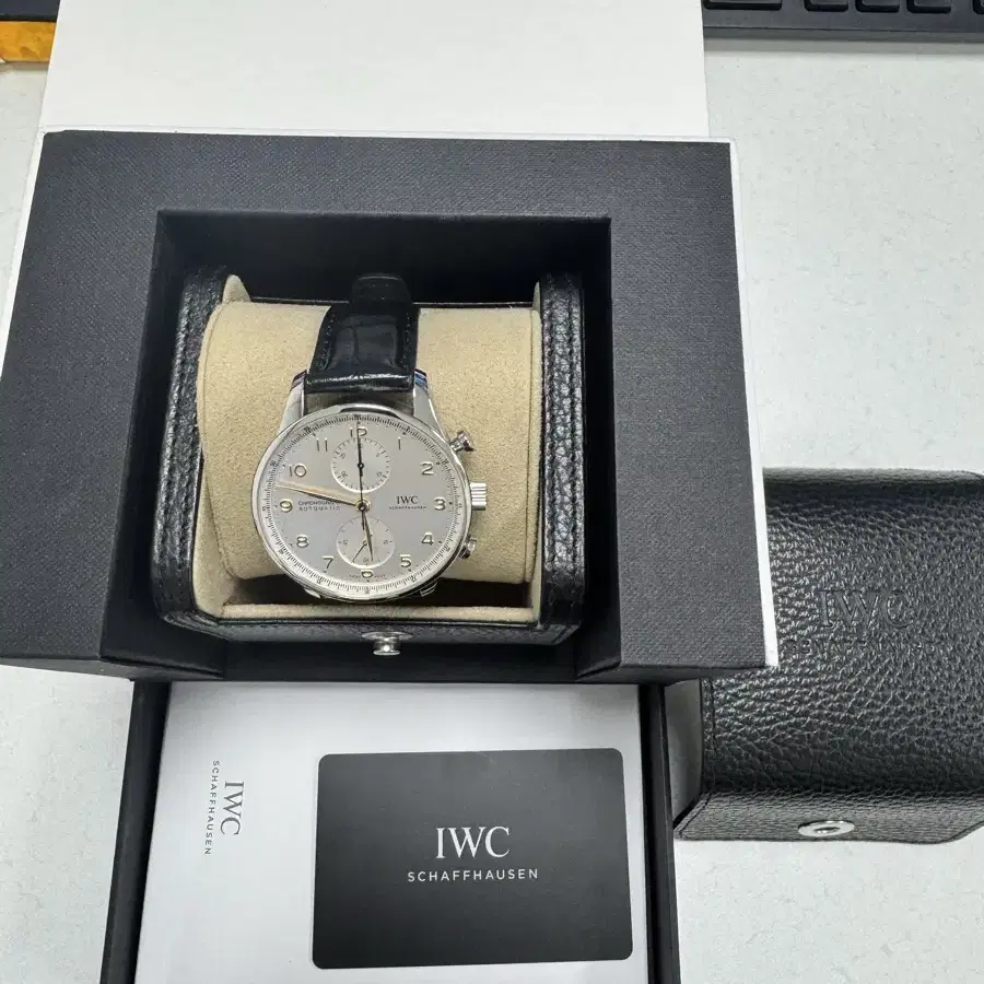 IWC 포르투기저 크로노 골드핸즈