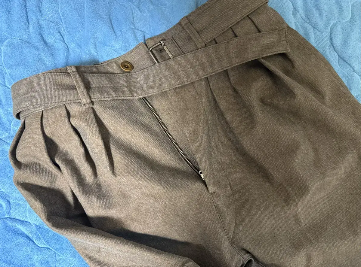 [44] Lemaire Military Trousers OCRE BROWN