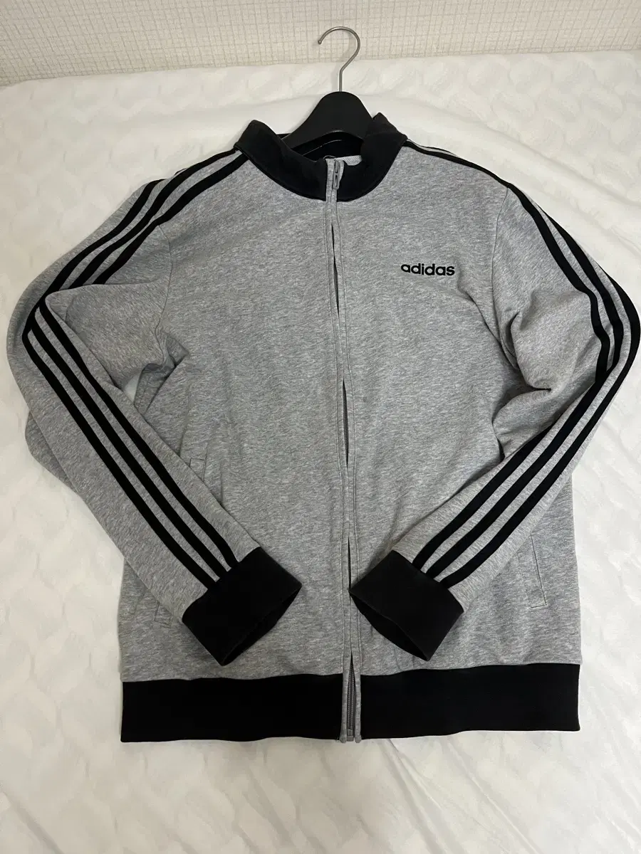 [대장급]adidas cotton lex gray gray jersey(track top) sells