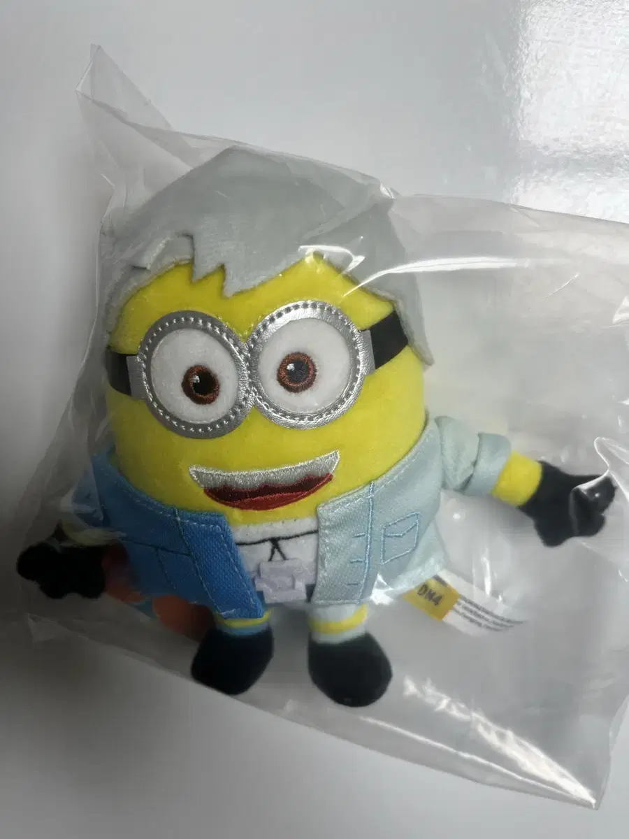 Minions x BTS j-hope keyring doll