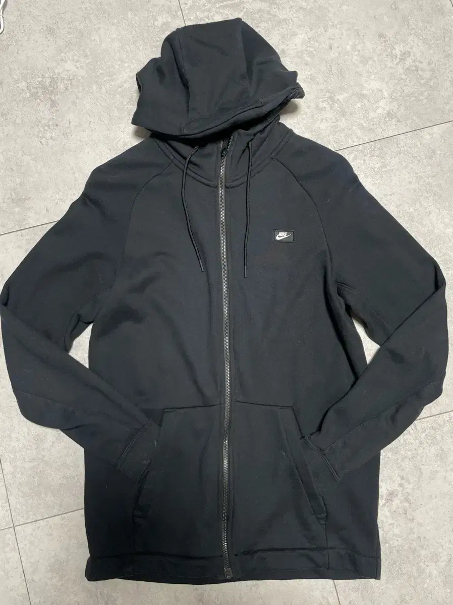 Authentic Nike Size L Unisex Black Hooded Zip-Up