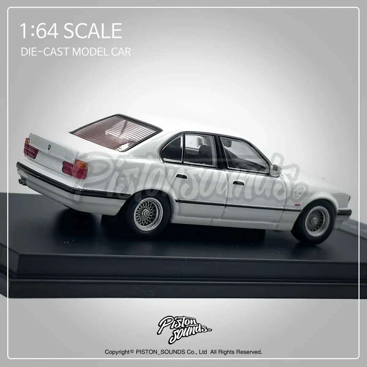 1:64스케일 BMW E34 5시리즈 화이트 올드카 다이캐스트 자동차모형