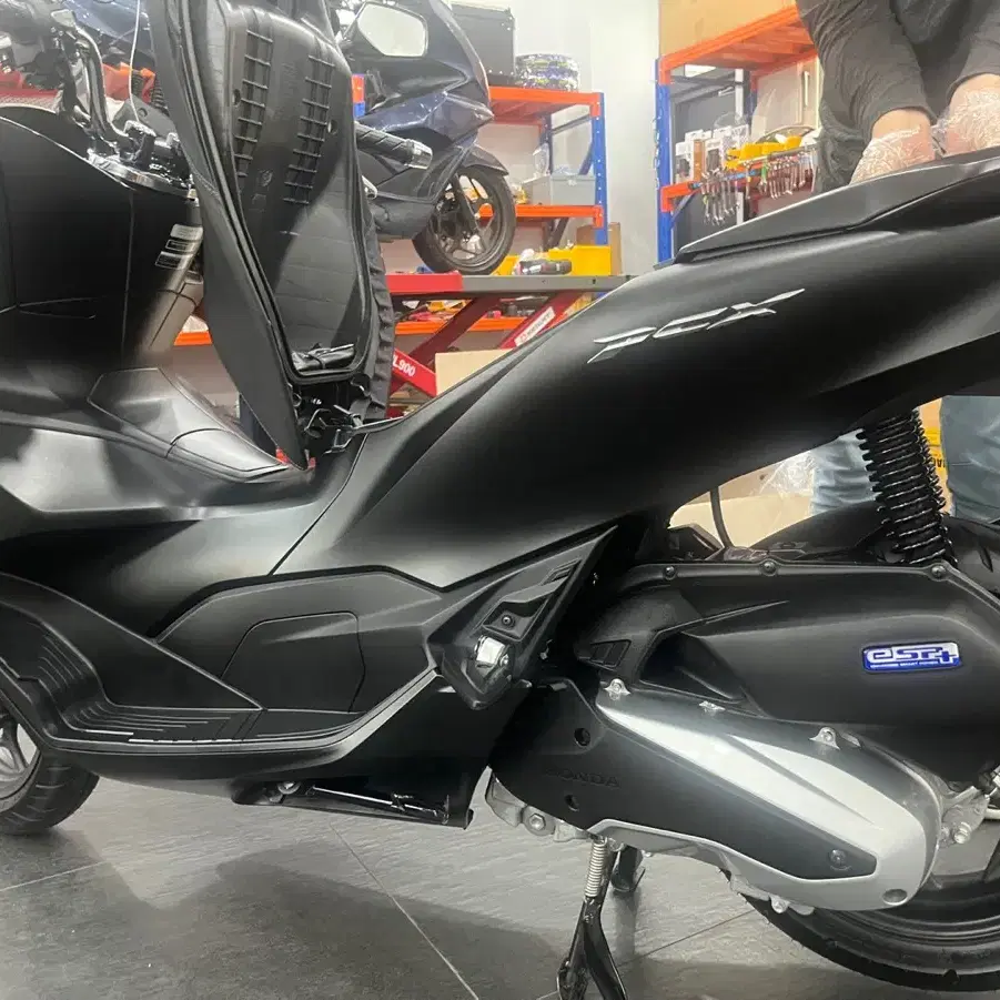 Pcx125 신차급 풀튜닝 2024 ABS 풀옵션 풀파츠