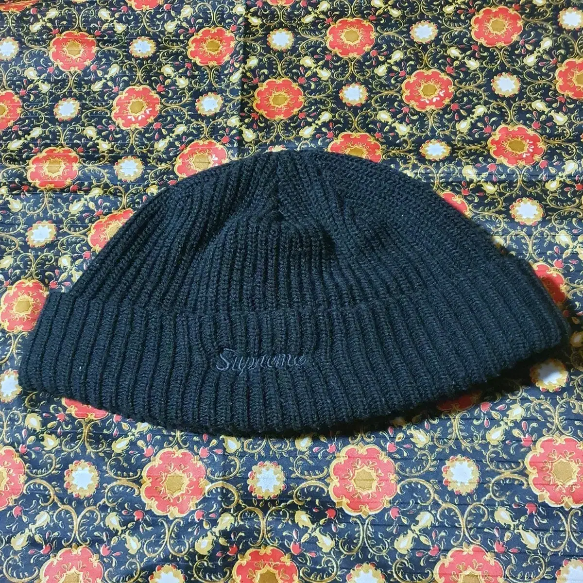 슈프림 비니 SUPREME BEANIE 검정