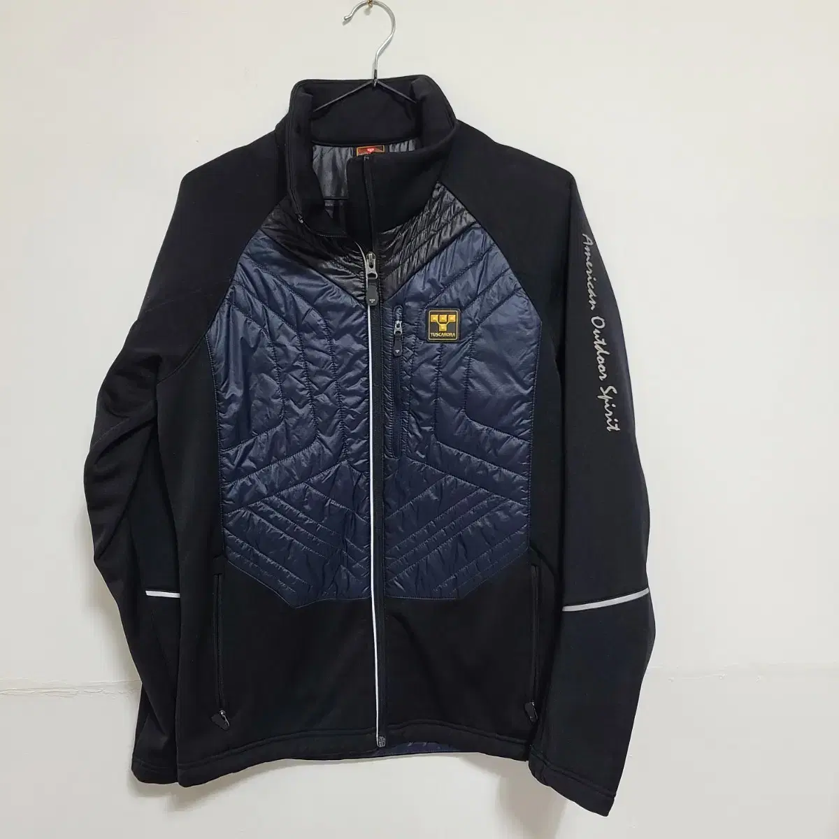 0611 Tuscanora Track Jumper size 95