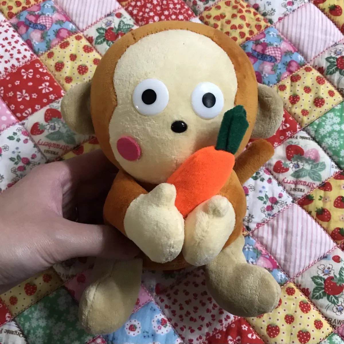 Vintage Monkie Chi doll with ultra-rare carrots