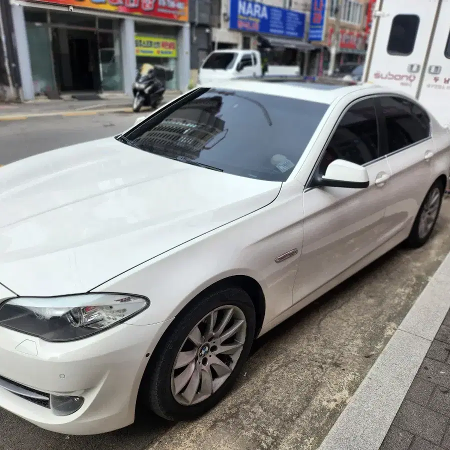 BMW 528I 휘발유 2012년 팔아요