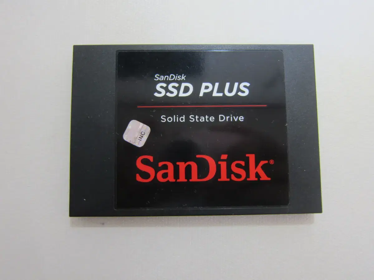 Sandisk  SSD PLUS 240G