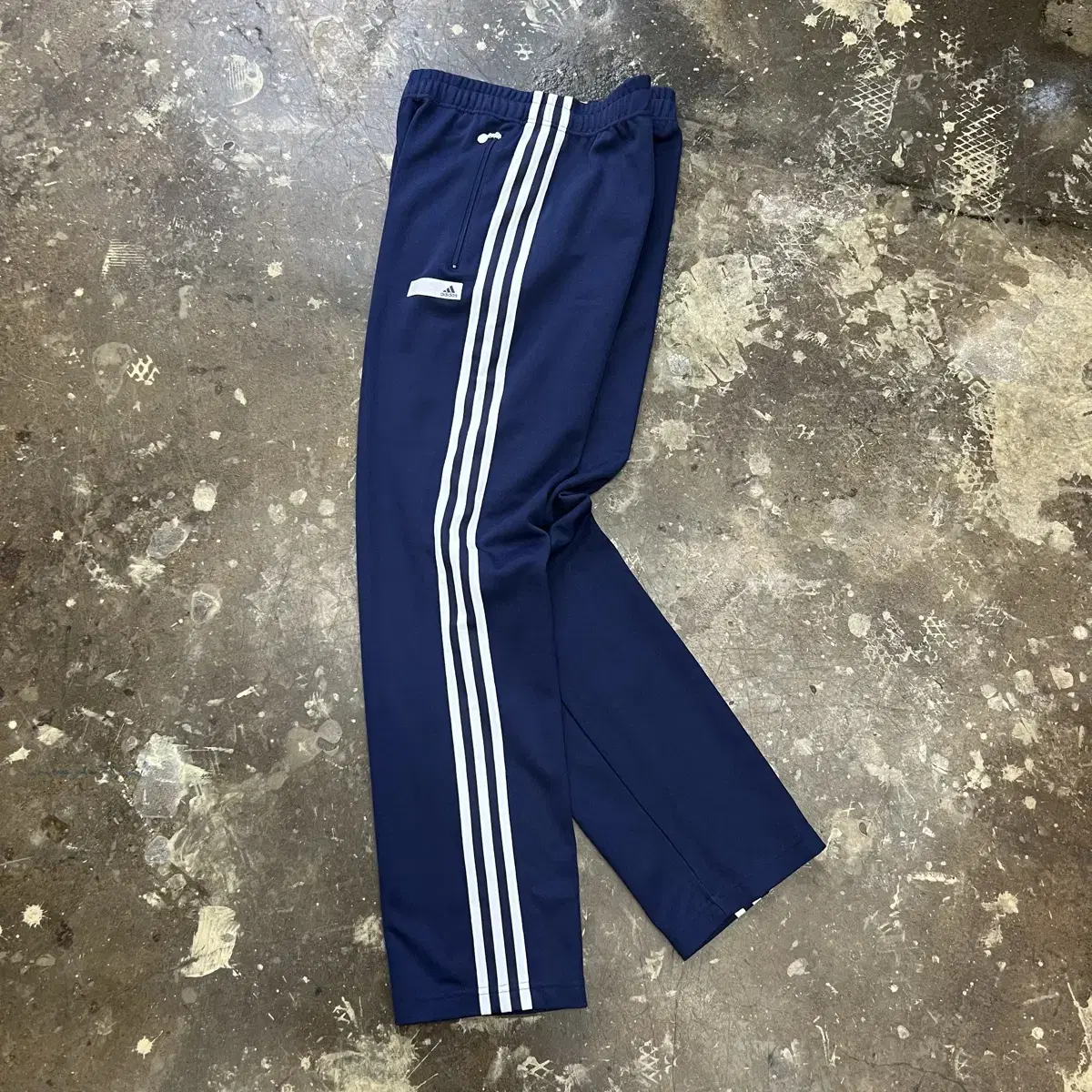 95) Adidas Track Pants Sweatpants